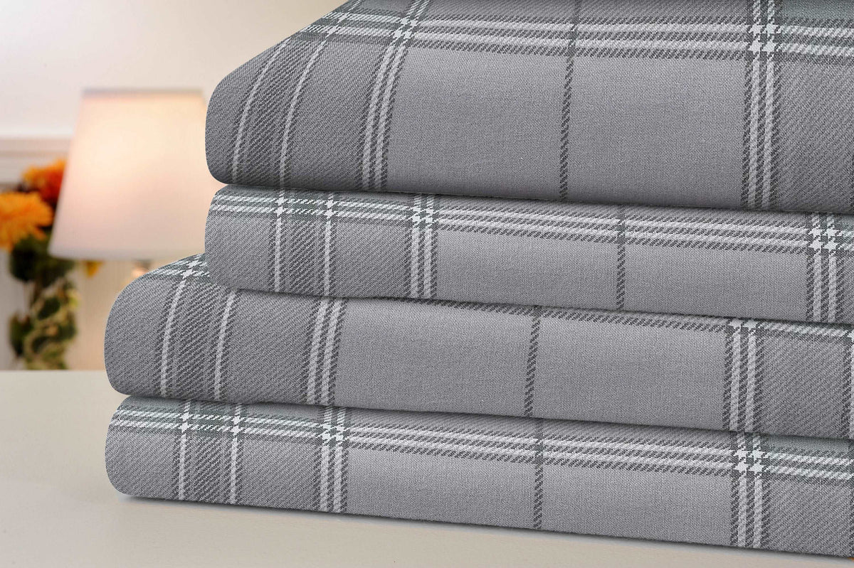 Bibb Home Printed Flannel 4 Piece Sheet Set.