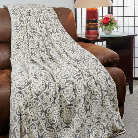 Kathy Ireland Flannel Fleece Blanket