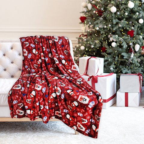 Holiday Print Plush Flannel Throw Blanket