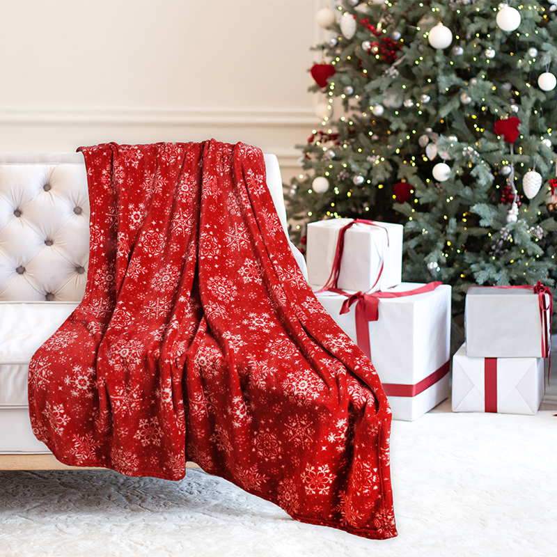 Kathy Ireland Holiday Print Plush Flannel Throw Blanket