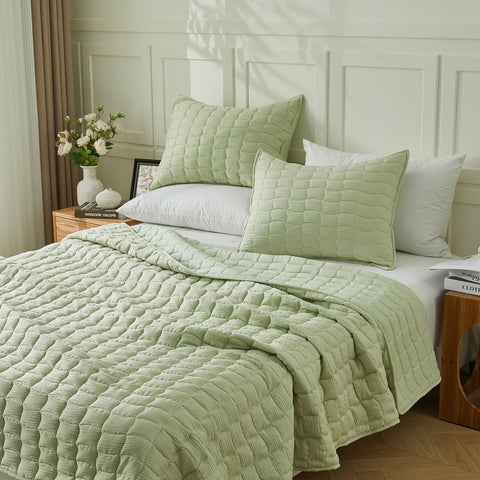 3-Piece Seersucker Textured Quilt & Sham Set