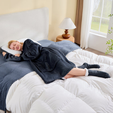 Bibb Home 3 Piece Sherpa Wearable Blanket with Socks Set