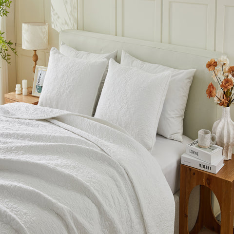 Patina Vie 3 Piece 100% Cotton Stitched Embroidered Quilt Set